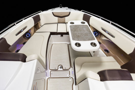 Chaparral 337 SSX bow