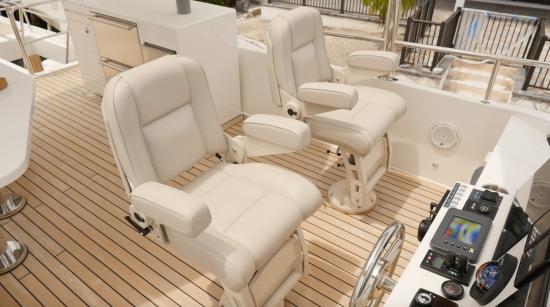 Cheoy Lee CLA 76 Flybridge helm chairs