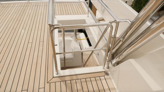 Cheoy Lee CLA 76 Flybridge rail