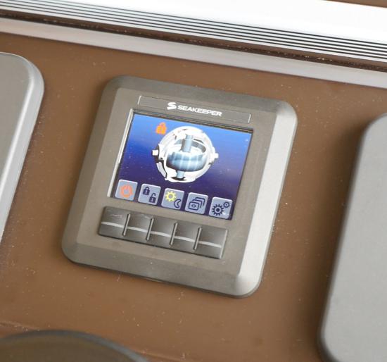 Cheoy Lee CLA 76 Flybridge helm