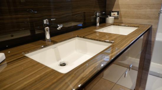 Cheoy Lee CLA 76 Flybridge vanity