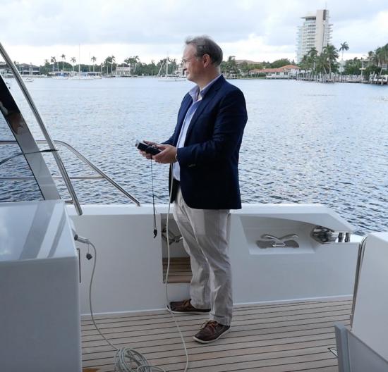 Cheoy Lee CLA 76 Flybridge remote