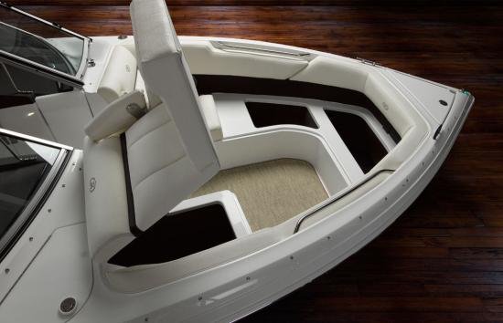 Cobalt R7 bow storage