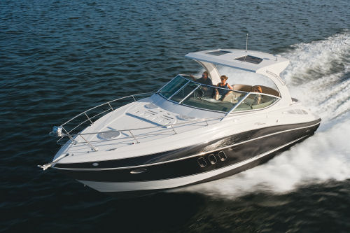 Cruisers Yachts 330 Express