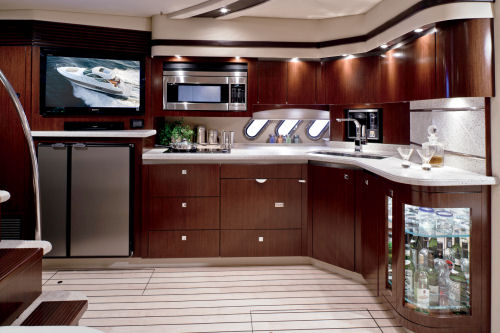 Cruisers Yachts 520 Sports Coupe