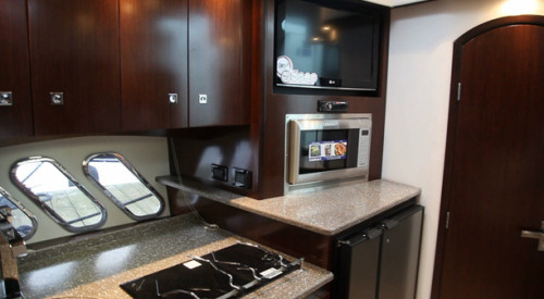 Cruisers Yachts 430 Sports Coupe