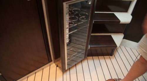 Cruisers Yachts 430 Sports Coupe