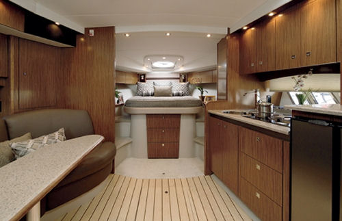 Cruisers Yachts 430 Sports Coupe
