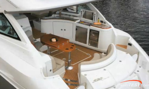 Cruisers Yachts 540 Sports Coupe