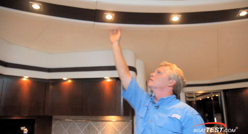 Cruisers Yachts 540 Sports Coupe