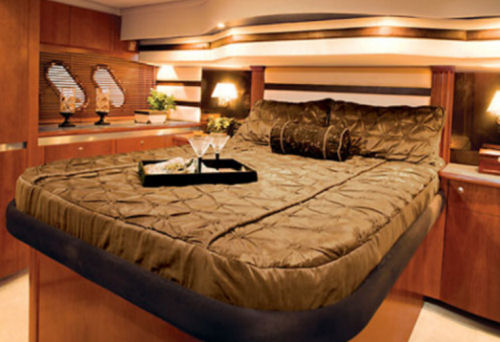 Cruisers Yachts 540 Sports Coupe