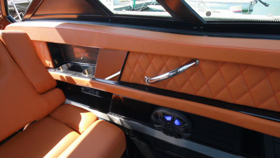 Cruisers Yachts 338 Bow Rider