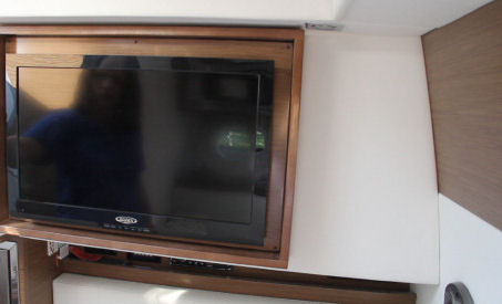 Cruisers Yachts 338 Bow Rider