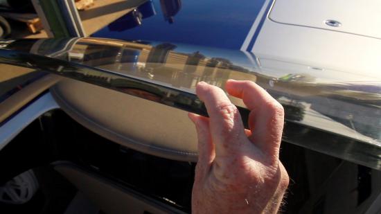 Donzi 41 GT windscreen