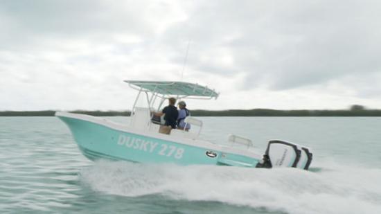 Dusky 278 Open Fisherman running