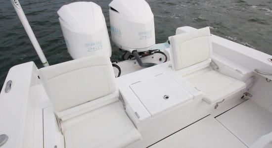 Everglades 273CC aft seats