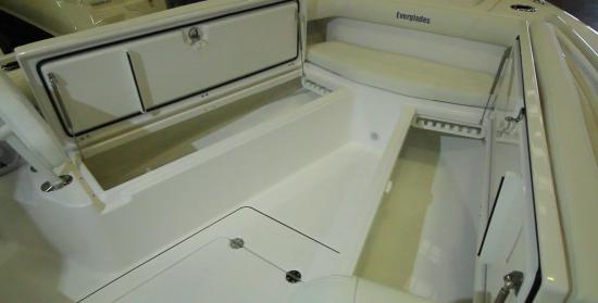 Everglades 273CC bow storage