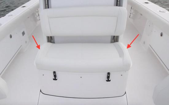 Everglades 273CC console seat