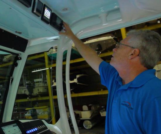 Everglades 273CC vhf