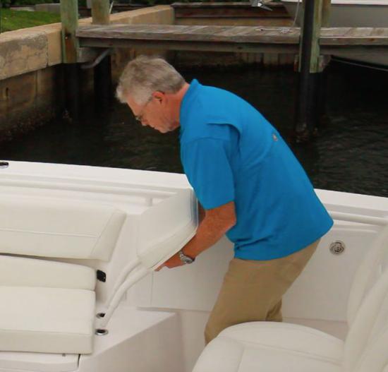 Everglades 335CC backrest