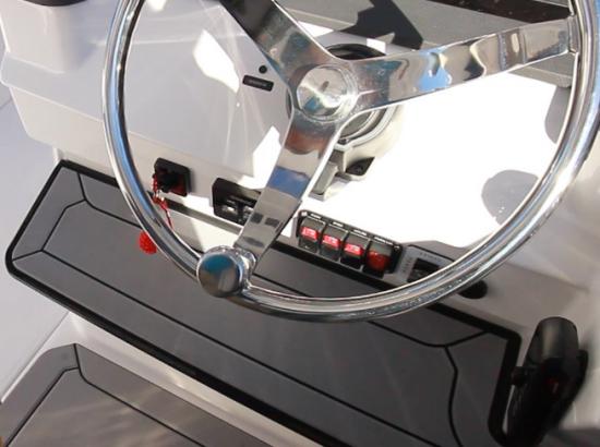 Everglades 340DC foot rest