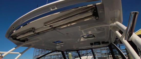 Everglades 340DC hard top