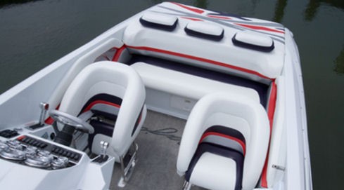 How to Drive a Fast Boat Safely seating
