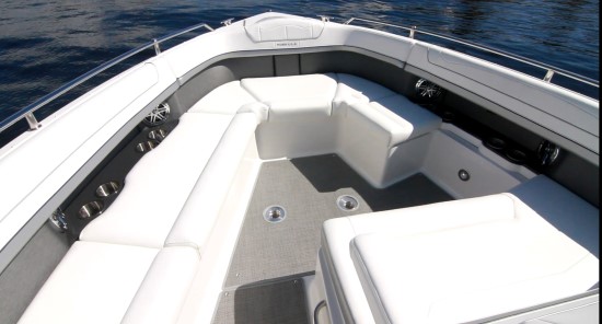 Formula 350 CBR OB bow