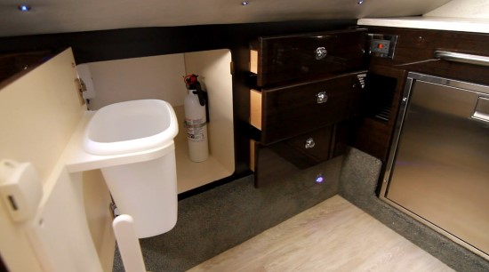 Formula 350 CBR OB floor