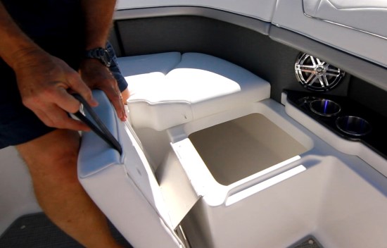 Formula 350 CBR OB seat storage