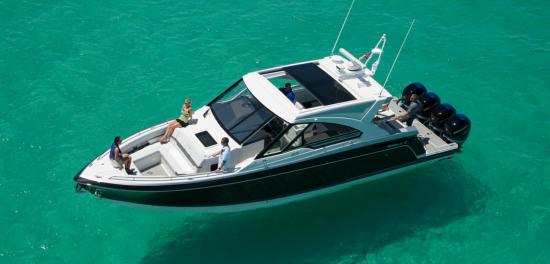 Formula 400 Super Sport Crossover running