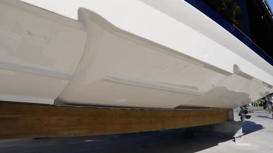 Formula 400 Super Sport Crossover steps