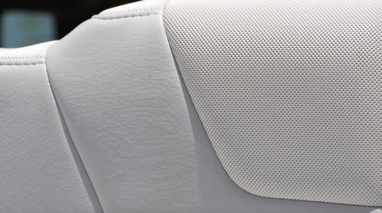 Formula 400 Super Sport Crossover upholstery