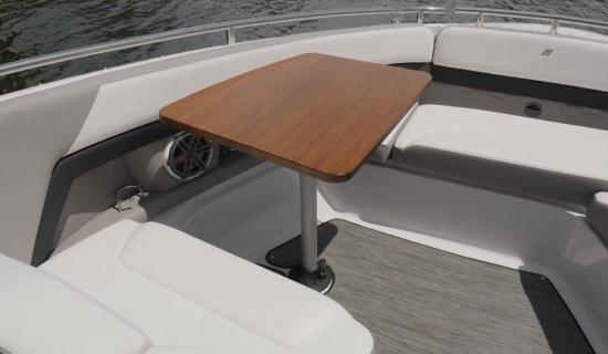 Four Winns Horizon 350 OB bow table