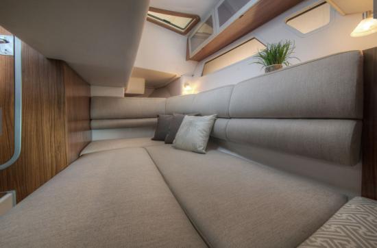 Four Winns Horizon 350 OB filler cushion