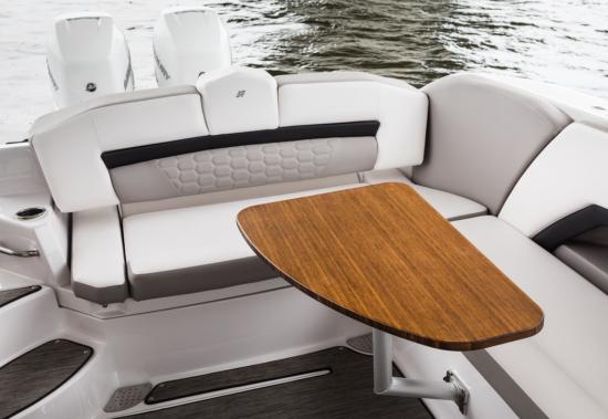 Four Winns Horizon 350 OB table