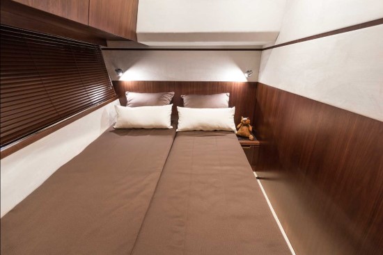 Galeon 560 Skydeck Overnight Accommodations