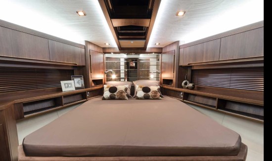Galeon 560 Skydeck VIP