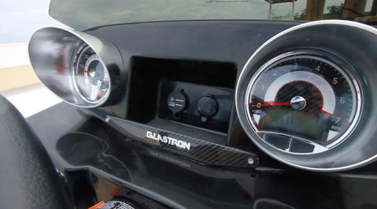 Glastron GTD 180 helm dash