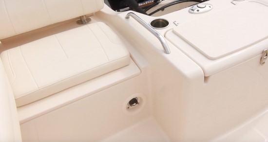 Grady-White Freedom 215 Easy Access Switch