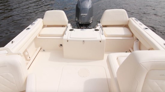 Grady-White Freedom 215 Cockpit Setup