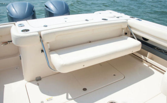 Grady-White Freedom 307 bench seat