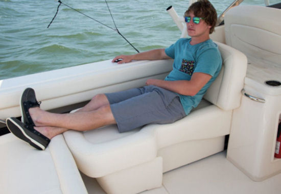 Grady-White Freedom 307 chaise