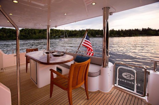 Hampton Yachts 658 Endurance LRC aft deck