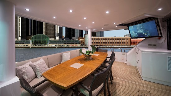 Hargrave 100 Sassy aft deck