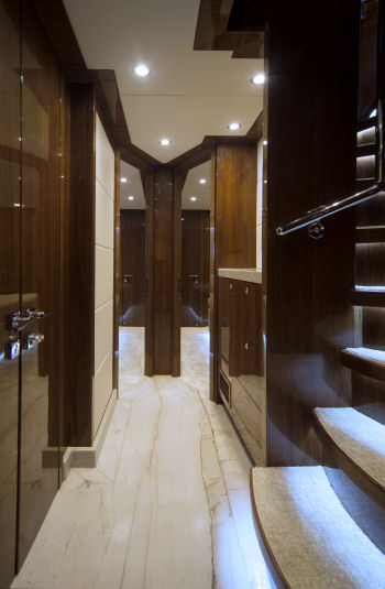 Hargrave 100 Sassy foyer