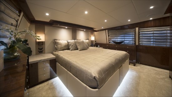 Hargrave 100 Sassy master stateroom