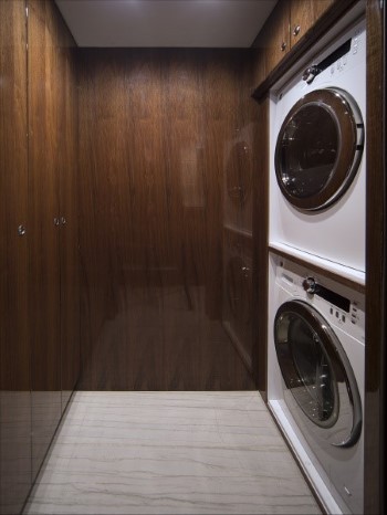 Hargrave 100 Sassy washer dryer