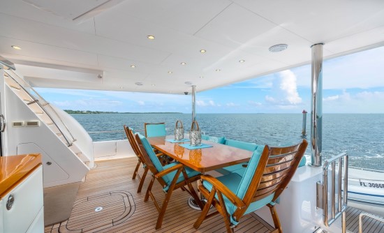 Hargrave 80 Deal Maker aft deck
