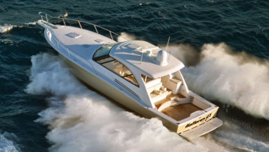 Hatteras 45 Express running shot